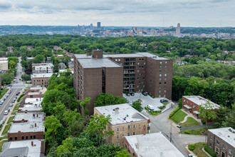 Imperial House in Pittsburgh, PA - Foto de edificio - Building Photo