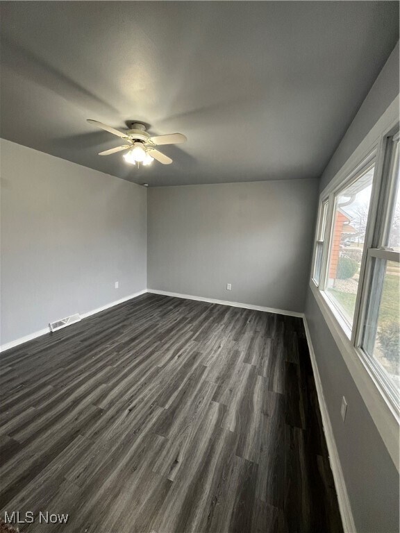 15692 Muskingum Blvd in Brook Park, OH - Building Photo - Building Photo