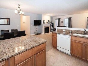5688 Wellesley Ln in Ypsilanti, MI - Building Photo - Building Photo
