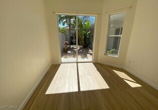 3204 Sundance Cir in Naples, FL - Building Photo - Building Photo