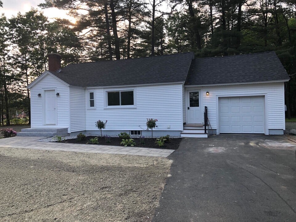 13 Thomas St in Concord, NH - Building Photo