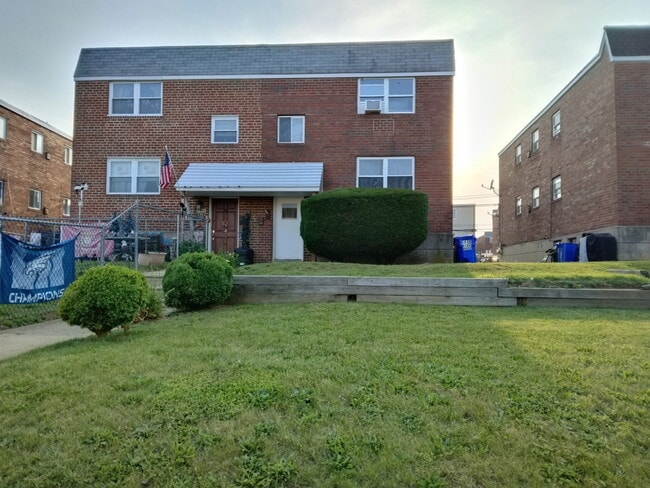 9418 Kirkwood Rd, Unit #1
