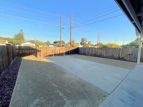 1334 E Brockton Ave in Redlands, CA - Building Photo - Building Photo