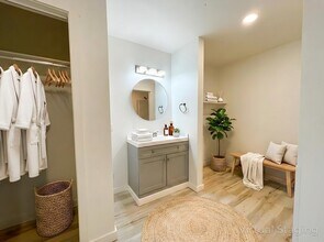 829 WA-4 in Naselle, WA - Foto de edificio - Building Photo