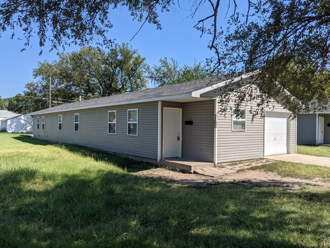 1306 S Sedgwick St in Wichita, KS - Building Photo - Building Photo