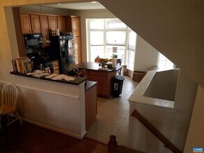 813 Rainier Rd in Charlottesville, VA - Building Photo - Building Photo