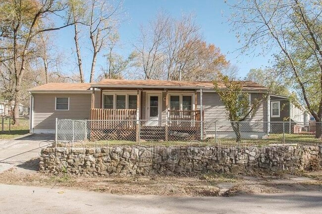 property at 1740 Sinnott Cir