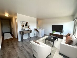 Village Vista Apartments in Seattle, WA - Foto de edificio - Building Photo
