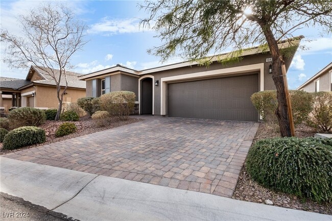 10823 Niobrara Ave in Las Vegas, NV - Building Photo - Building Photo