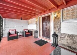 435 SW 33rd Ave in Miami, FL - Building Photo - Building Photo