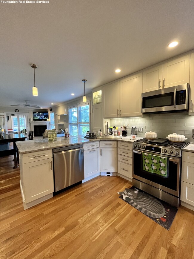 11 Madeline St, Unit 2