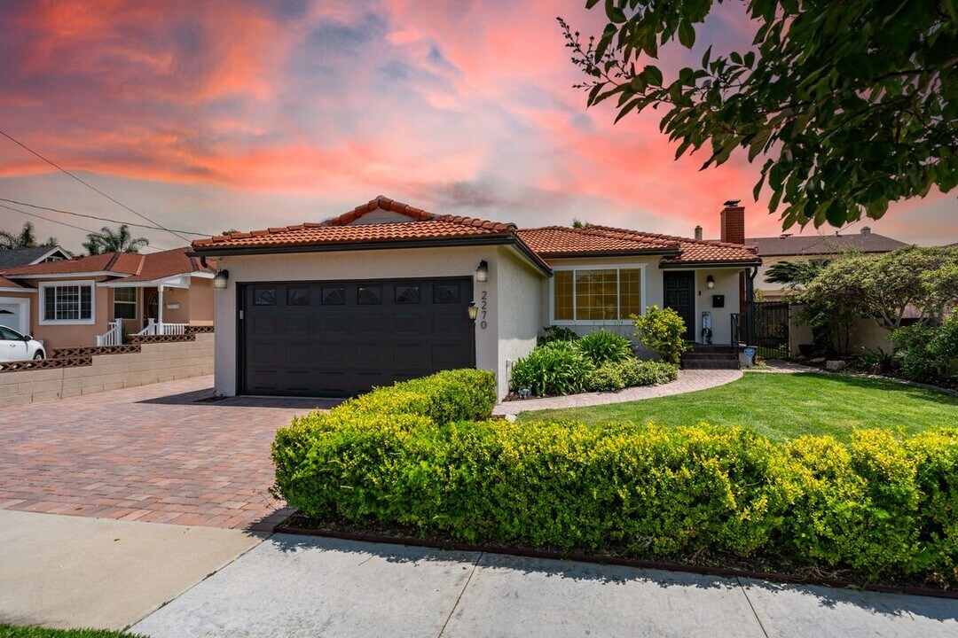 2270 231st St in Torrance, CA - Building Photo
