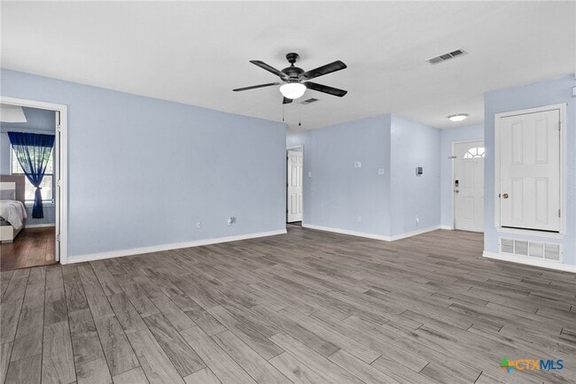 property at 2803 Diaz Dr