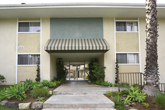 Mai-Tai Apartments in Torrance, CA - Building Photo - Building Photo