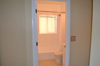 416 Belgrade Ave in Boston, MA - Building Photo - Building Photo