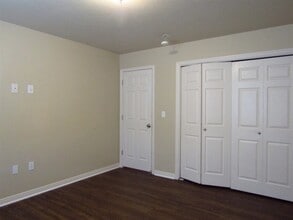 1991 W 550 N in Clinton, UT - Building Photo - Building Photo