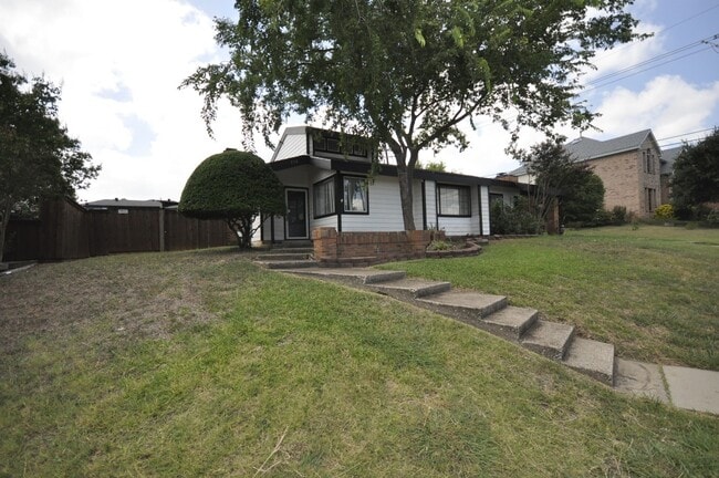 property at 328-332 W Corporate Dr
