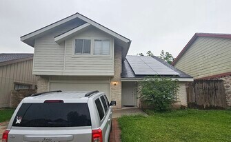 7711 Del Glen Ln in Houston, TX - Building Photo