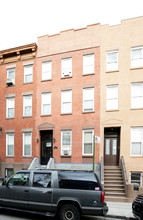 556 Henry St in Brooklyn, NY - Building Photo - Building Photo