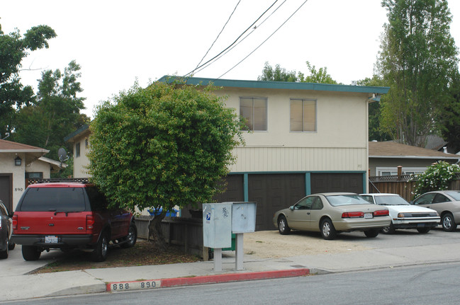 892 Delmas Ave in San Jose, CA - Foto de edificio - Building Photo