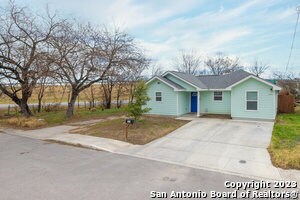 342 Ferris Ave in San Antonio, TX - Building Photo