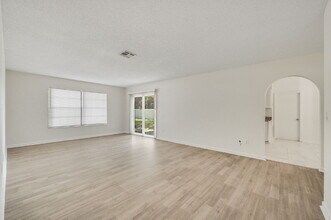 1287 Lingen Ave NW in Palm Bay, FL - Building Photo - Building Photo