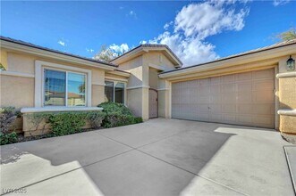 3415 Ridge Meadow St in Las Vegas, NV - Building Photo - Building Photo
