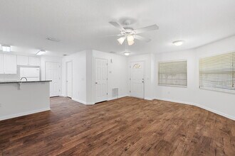 1401 Wood Duck Ln in Fruitland Park, FL - Building Photo - Building Photo