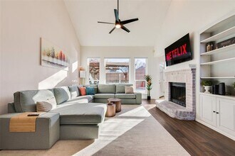 7916 Old Hickory Dr in North Richland Hills, TX - Building Photo - Building Photo