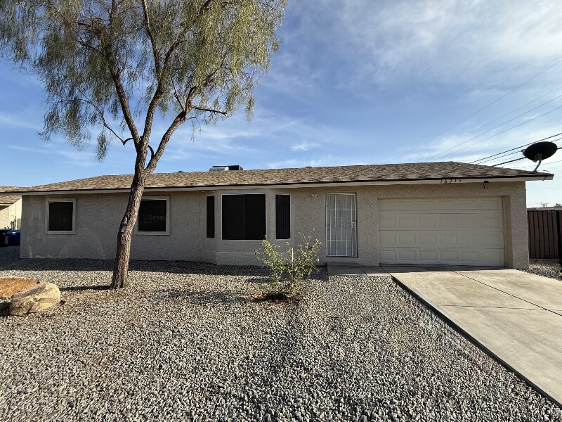 16215 N Nash St in Surprise, AZ - Building Photo