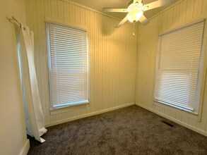 1250 N Jefferson Ave in Wichita, KS - Foto de edificio - Building Photo