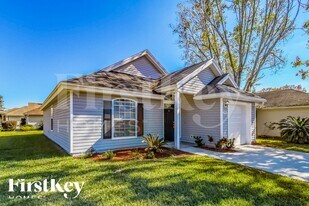 2956 Centerwood Dr N in Jacksonville, FL - Building Photo