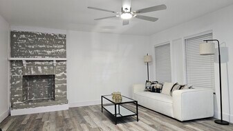 1600 Orange Ave in Weslaco, TX - Building Photo