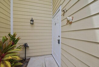 402 Lakewood Ct in Jupiter, FL - Building Photo - Building Photo