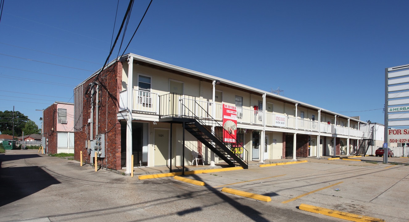 2816 David Dr in Metairie, LA - Building Photo