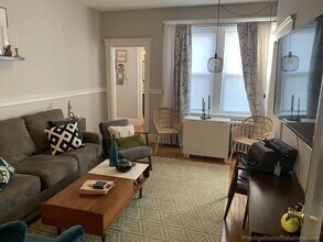 60 Woodstock Ave in Boston, MA - Foto de edificio - Building Photo