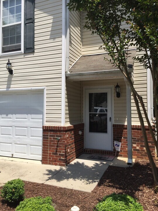 3111 Alder Way in Greensboro, NC - Building Photo