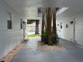 430 Larboard Way in Clearwater, FL - Building Photo - Building Photo