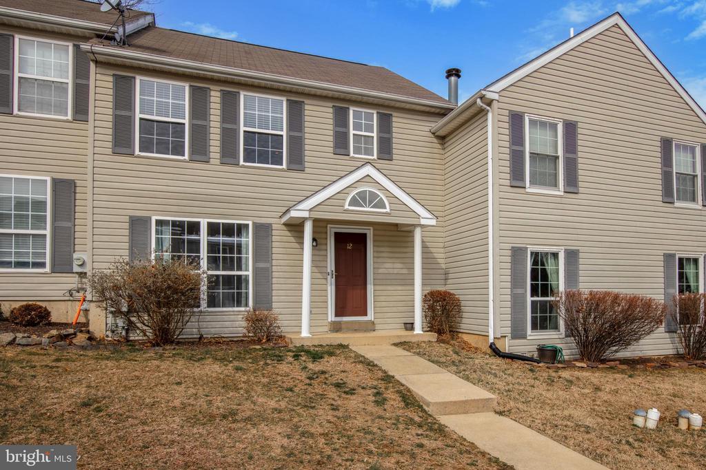 12 Grimley Rd in Schwenksville, PA - Building Photo