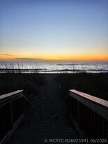2400 S Ocean Dr in Fort Pierce, FL - Building Photo
