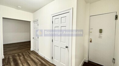 305 Convent Ave in New York, NY - Building Photo - Building Photo