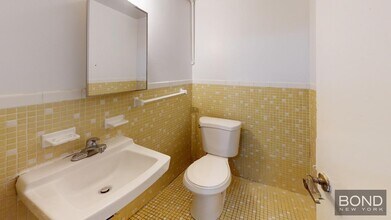 286 W End Ave in New York, NY - Building Photo - Building Photo