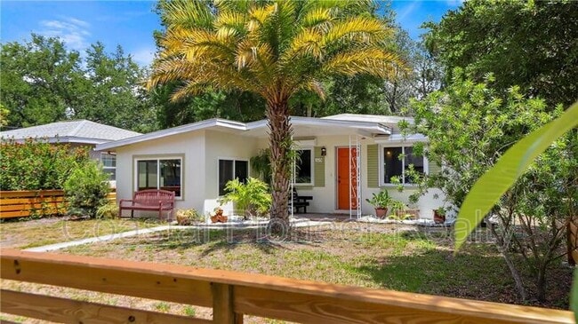 325 42nd Ave N in St. Petersburg, FL - Building Photo - Building Photo