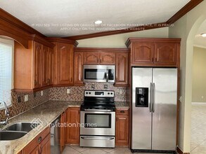 5636 American Cir, Unit H-427 in Delray Beach, FL - Building Photo - Building Photo