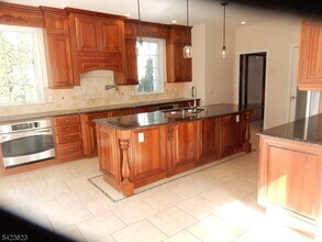 418 Washington St in Westfield, NJ - Building Photo - Building Photo