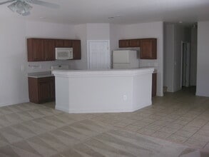 1125 Red Margin Ct, Unit 103 in Las Vegas, NV - Building Photo - Building Photo