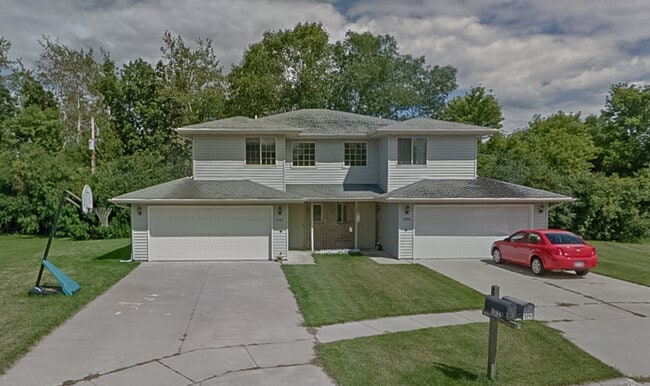 property at 1090 Heritage Ct