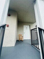 1071 Adams Ave in Homestead, FL - Building Photo