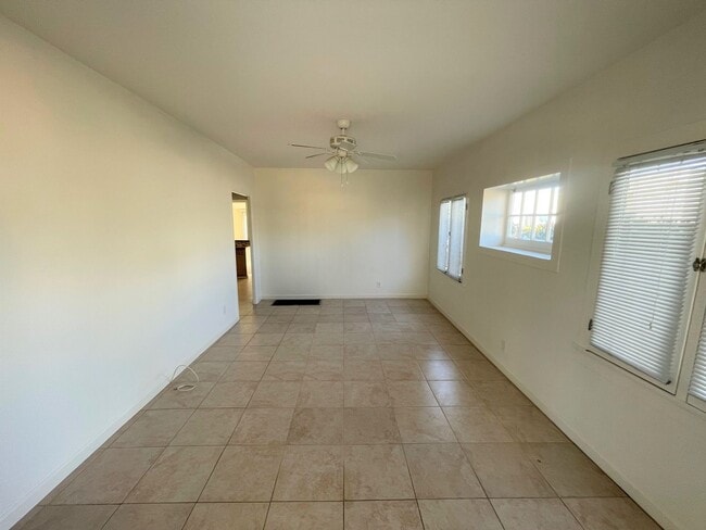 1232 Hemlock Ln in Ventura, CA - Building Photo - Building Photo