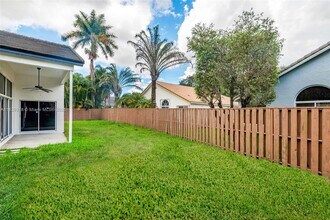 10418 Brasilia St in Hollywood, FL - Building Photo - Building Photo
